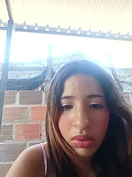 Snapshot of Sweet-Doncella chatting on 09-24-25, 02:09 Sweet-Doncella online show from 09-24-25, 02:09