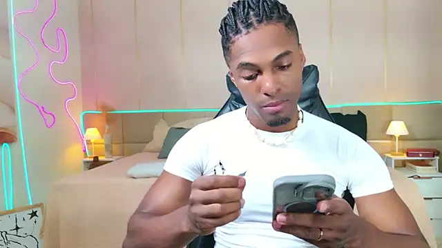 SoHighAngel online show from 04-28-26, 09:09