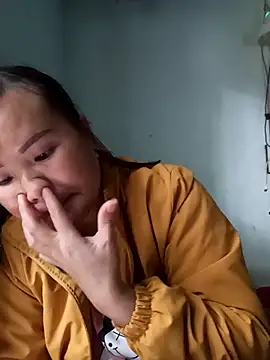 Snapshot of Tamara-a chatting on 11-12-25, 03:18 Tamara-a online show from 11-12-25, 03:18