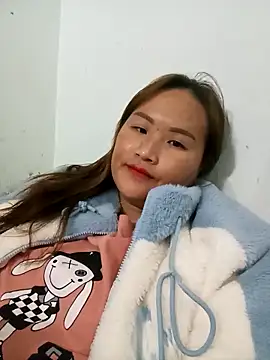 Snapshot of Tamara-a chatting on 11-28-25, 12:41 Tamara-a online show from 11-28-25, 12:41