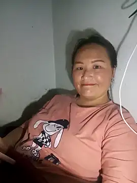 Snapshot of Tamara-a chatting on 12-05-25, 02:42 Tamara-a online show from 12-05-25, 02:42