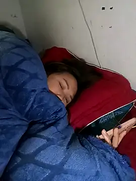 Snapshot of Tamara-a chatting on 01-11-26, 12:48 Tamara-a online show from 01-11-26, 12:48