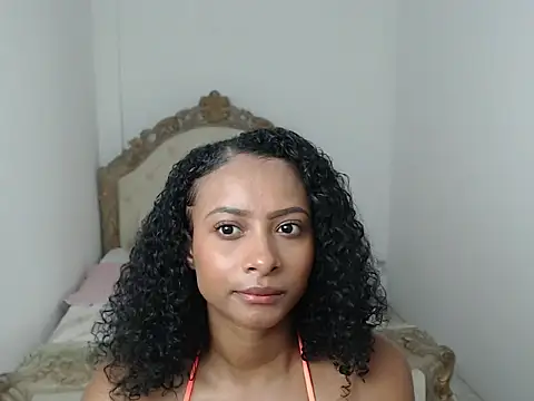 Snapshot of tatiana_oconell22 chatting on 09-19-25, 02:24 tatiana oconell22 online show from 09-19-25, 02:24