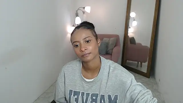 Snapshot of tatiana_oconell22 chatting on 02-09-26, 02:37 tatiana oconell22 online show from 02-09-26, 02:37