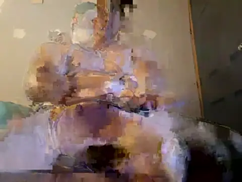 Snapshot of HappyBaseline65 chatting on 12-17-25, 01:22 HappyBaseline65 online show from 12-17-25, 01:22