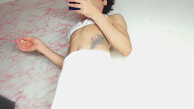 Snapshot of franchescadoll chatting on 02-04-26, 02:06 franchescadoll online show from 02-04-26, 02:06