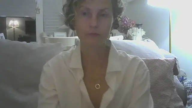 Sylira online show from 07-28-26, 08:45