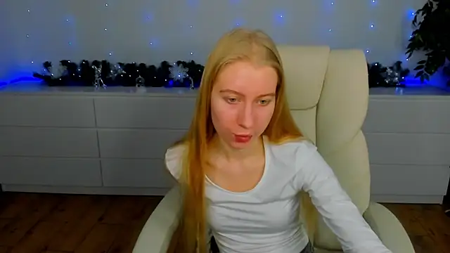 Alina Blonde online show from 12-23-25, 06:33