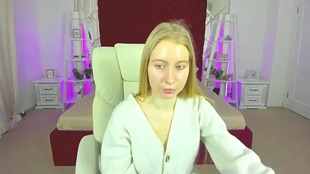 Alina Blonde online show from 03-22-26, 08:40