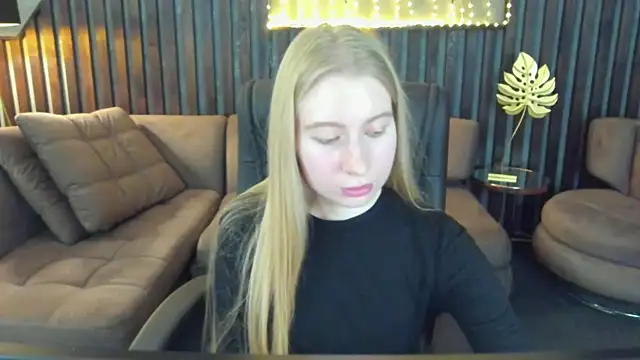 Alina Blonde online show from 03-27-26, 08:26