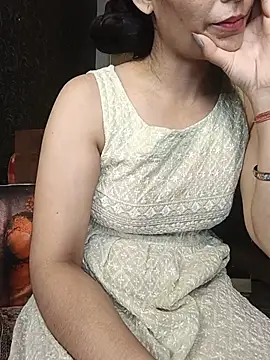 Snapshot of Neha_Singh92 chatting on 07-16-26, 05:52 Neha Singh92 online show from 07-16-26, 05:52
