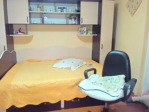 Snapshot of Soffy_Skye chatting on 02-03-26, 06:40 Soffy Skye online show from 02-03-26, 06:40