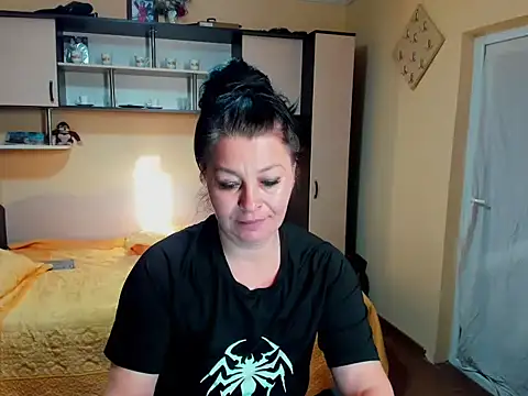 Soffy Skye online show from 04-01-26, 05:08