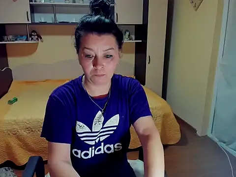 Soffy Skye online show from 04-24-26, 04:59