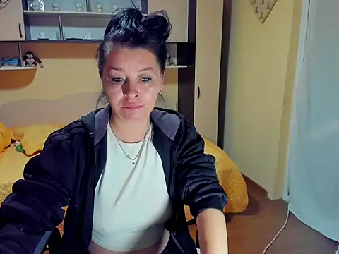 Soffy Skye online show from 04-29-26, 05:00