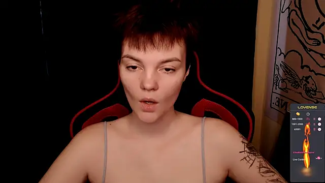 Snapshot of KrisNeal chatting on 11-15-25, 08:55 KrisNeal online show from 11-15-25, 08:55