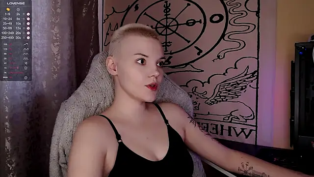 Snapshot of KrisNeal chatting on 02-05-26, 09:03 KrisNeal online show from 02-05-26, 09:03