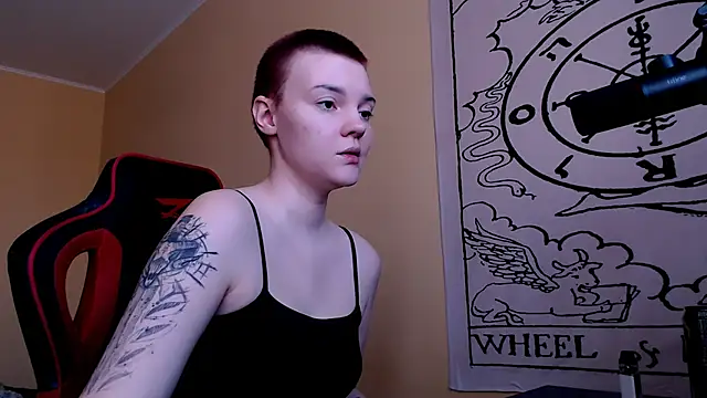 Snapshot of KrisNeal chatting on 02-09-26, 08:51 KrisNeal online show from 02-09-26, 08:51