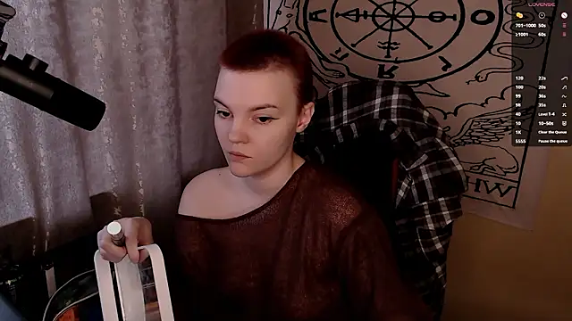 Snapshot of KrisNeal chatting on 02-14-26, 09:17 KrisNeal online show from 02-14-26, 09:17