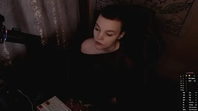 Snapshot of KrisNeal chatting on 02-16-26, 09:05 KrisNeal online show from 02-16-26, 09:05