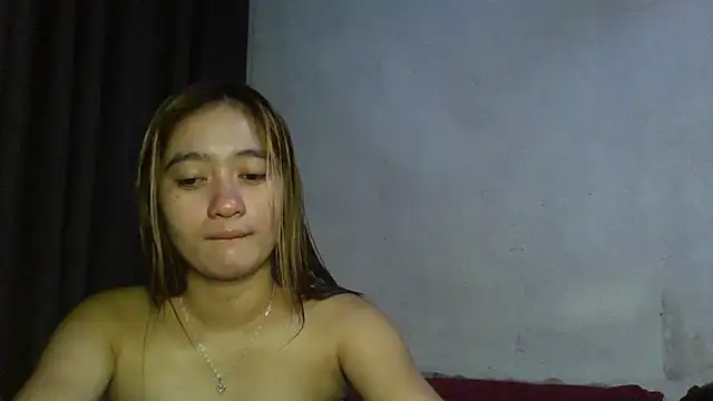 Elysia Fox online show from 06-17-26, 05:32