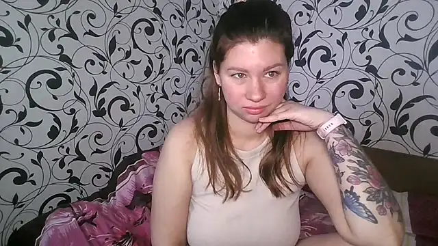 YourEmilie online show from 03-17-26, 07:55