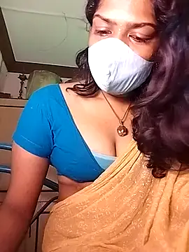 Snapshot of Tamil_Kavitha chatting on 06-25-26, 05:07 Tamil Kavitha online show from 06-25-26, 05:07