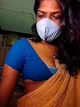 Snapshot of Tamil_Kavitha chatting on 06-25-26, 05:12 Tamil Kavitha online show from 06-25-26, 05:12