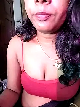 Snapshot of Tamil_Kavitha chatting on 07-21-26, 07:32 Tamil Kavitha online show from 07-21-26, 07:32