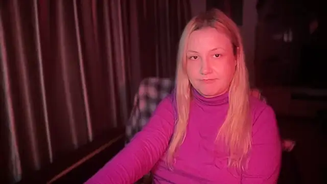 BikiHellena online show from 11-26-25, 07:04