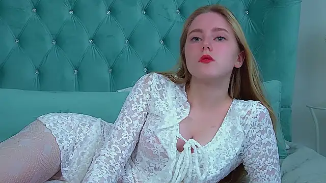 Snapshot of LexiBookwell chatting on 06-13-26, 06:39 LexiBookwell online show from 06-13-26, 06:39