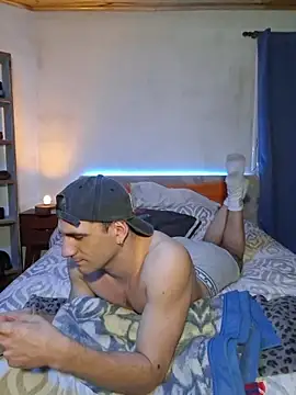 Snapshot of ObeyLust chatting on 11-06-25, 06:03 ObeyLust online show from 11-06-25, 06:03