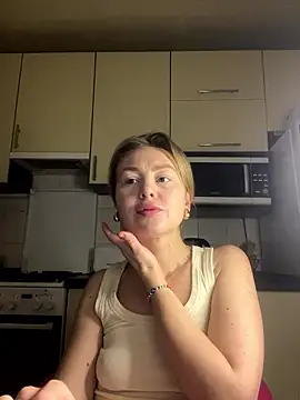 MartaLuna  online show from 01-13-26, 03:06