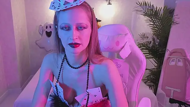 Snapshot of bella_li__ chatting on 10-31-25, 02:12 bella li online show from 10-31-25, 02:12