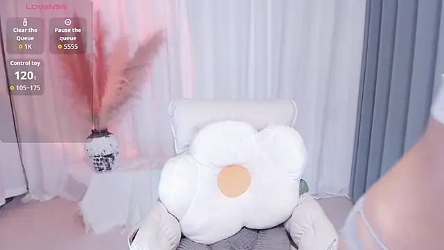 Snapshot of Qiyue99 chatting on 09-13-25, 08:25 Qiyue99 online show from 09-13-25, 08:25