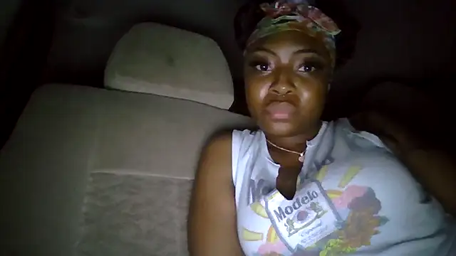 Cocochanel4567 online show from 09-25-25, 12:20