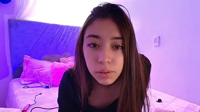 Snapshot of kimmy_vegga2 chatting on 09-16-25, 01:23 kimmy vegga2 online show from 09-16-25, 01:23