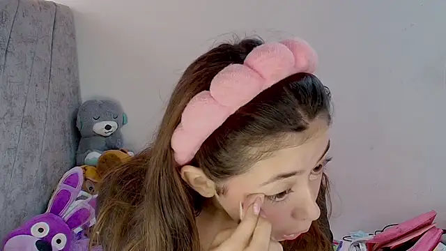 Snapshot of kimmy_vegga2 chatting on 10-09-25, 02:48 kimmy vegga2 online show from 10-09-25, 02:48