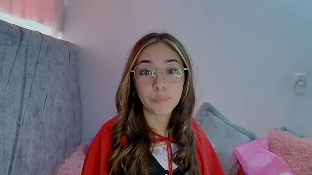 Snapshot of kimmy_vegga2 chatting on 10-31-25, 05:03 kimmy vegga2 online show from 10-31-25, 05:03