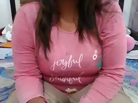 Snapshot of Bhabhi_osm chatting on 06-24-26, 05:45 Bhabhi osm online show from 06-24-26, 05:45