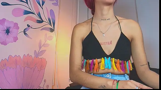 emma hearths online show from 10-17-25, 07:16