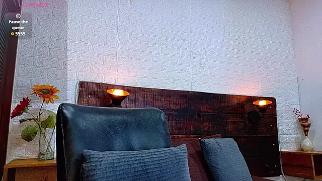 Snapshot of JhosuaVega chatting on 11-09-25, 08:40 JhosuaVega online show from 11-09-25, 08:40