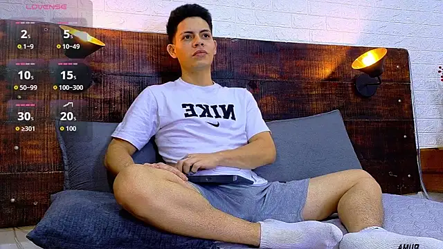 Snapshot of JhosuaVega chatting on 12-03-25, 01:46 JhosuaVega online show from 12-03-25, 01:46