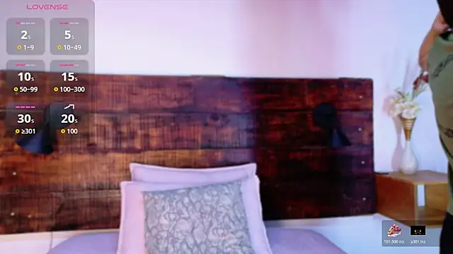 Snapshot of JhosuaVega chatting on 03-13-26, 02:29 JhosuaVega online show from 03-13-26, 02:29