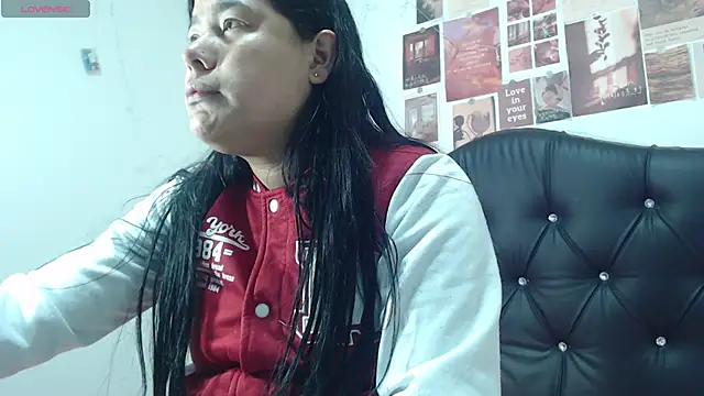 April Becker online show from 03-11-26, 03:01