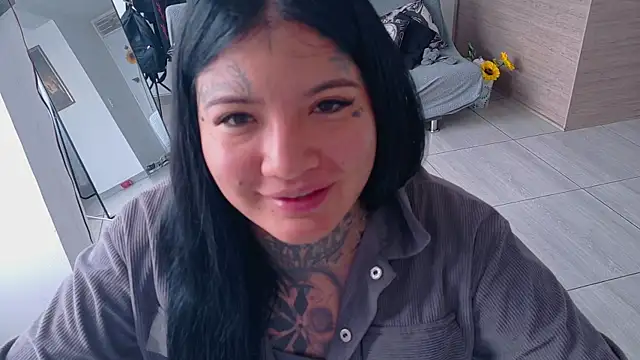 Unatatuada online show from 10-11-25, 12:36