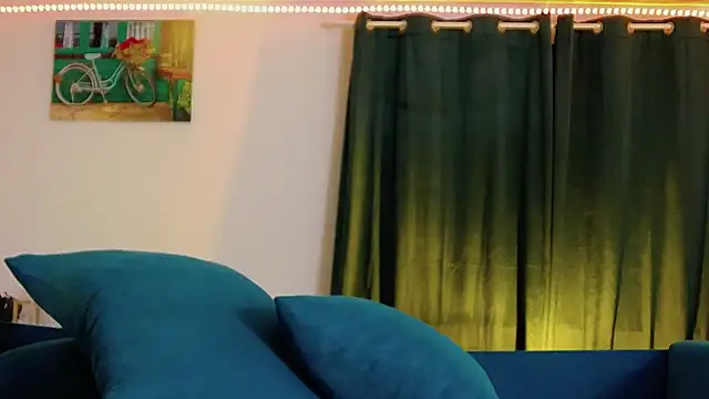 ScarlettNoirr online show from 04-28-26, 08:03