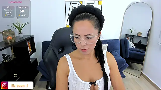 Lyliboomm online show from 09-21-25, 12:23