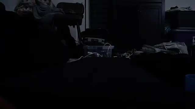 jasoncali305 online show from 10-05-25, 05:00