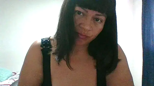 adri89-g online show from 02-18-26, 12:34